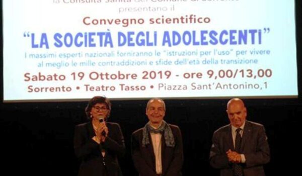 A SORRENTO GRANDE SUCCESSO PER IL CONVEGNO SUGLI ADOLESCENTI