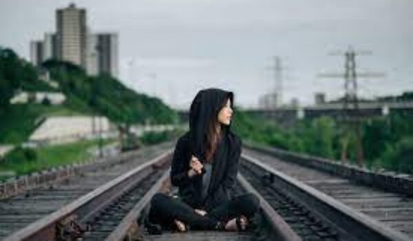 L’influenza dell’attaccamento insicuro ai genitori sulla suicidalità degli adolescenti
