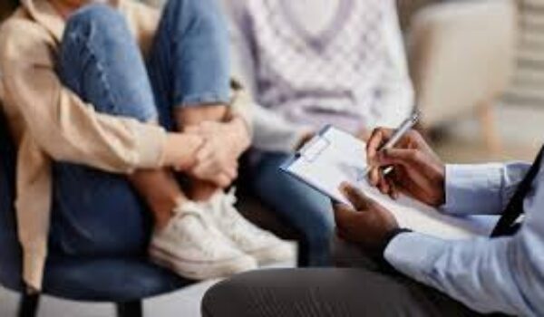Cancro e adolescenti: ancora troppi pochi nei trial clinici