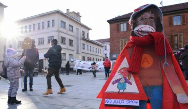 Medici schierati per l’ambiente per proteggere bambini e adolescenti