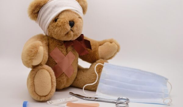 Borgomanero, alla Pediatria dell’ospedale arriva la stanza dedicata agli adolescenti