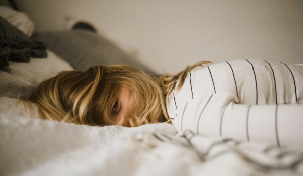 L’insonnia aumenta di cinque volte il rischio di ipertensione negli adolescenti