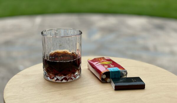“Aumentare i prezzi di tabacco, alcol e bevande zuccherate del 50% entro il 2035 per finanziare la sanità”. L’iniziativa dell’Oms.