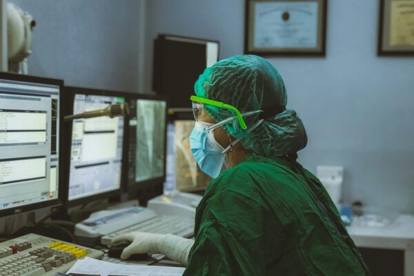 Medicina di precisione e diagnosi precoce: per le malattie rare cambia il futuro