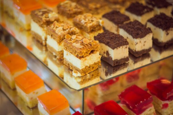 Perché amiamo i cibi dolci? La risposta arriva dall’evoluzione della specie umana